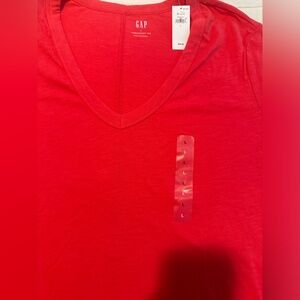 Brand new Gap tshirt with tags